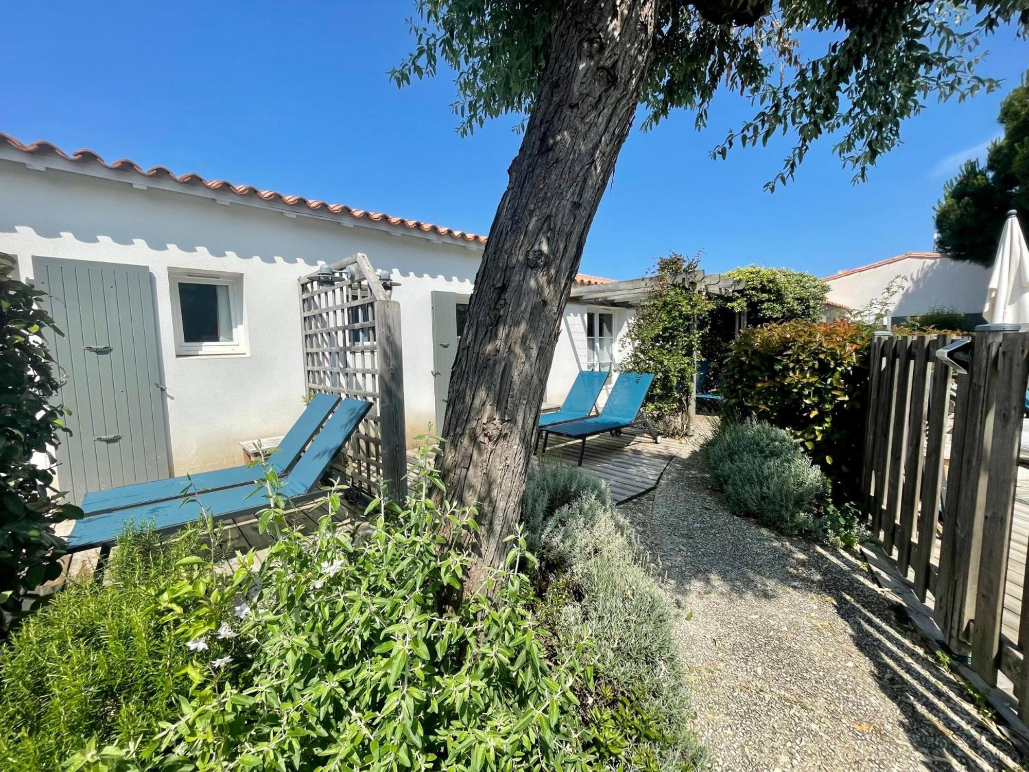 La Villa - Hotel Bien Etre Le Bois-Plage-en-Re Bagian luar foto